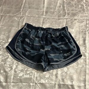 Nike Dri-Fit Running Shorts Camo Print Blue Gray Women’s Large.